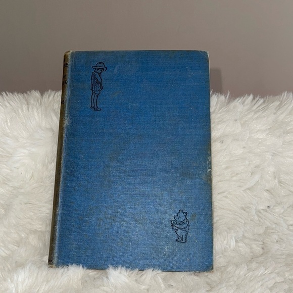 12 edition of the house at poohs corner preowned by someone else from my collect - Picture 1 of 6